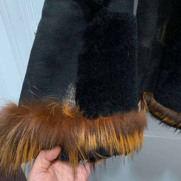 Fur jacket - Picture 4 of 9